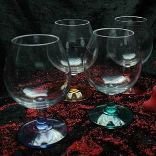 Cognac-/Likörglas i olika färger i gruppen Hushåll & Kök / Glas & Muggar / Whiskyglas hos Campingvaruhuset i Norden AB (65893)