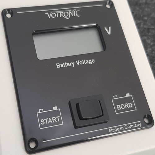LCD Voltmätare