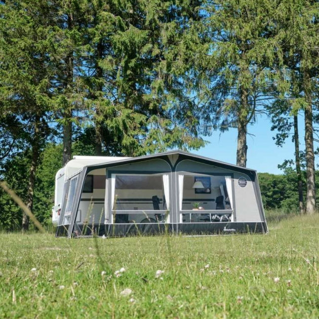 Isabella Ambassadör Etna