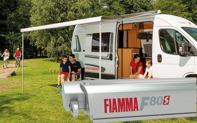 Fiamma F80S Titanium Box Takmontering i gruppen Förtält & Markiser / Markiser / Husbilsmarkiser / Fiamma Boxmarkiser / Takmonterade hos Campingvaruhuset i Norden AB (68762)