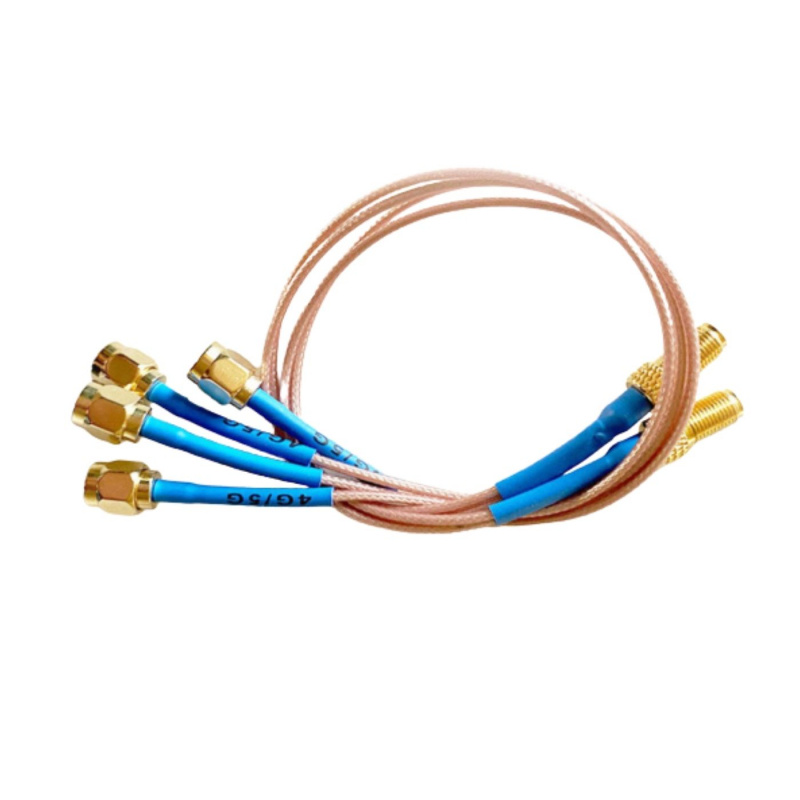 5G Y-Adapter -2 Till 4 LTE Kablar För Takantenn i gruppen Husvagn & Husbil / Elektronik / Tv, Bild & Ljud / Tillbehör TV & Ljud hos Campingvaruhuset i Norden AB (80855)