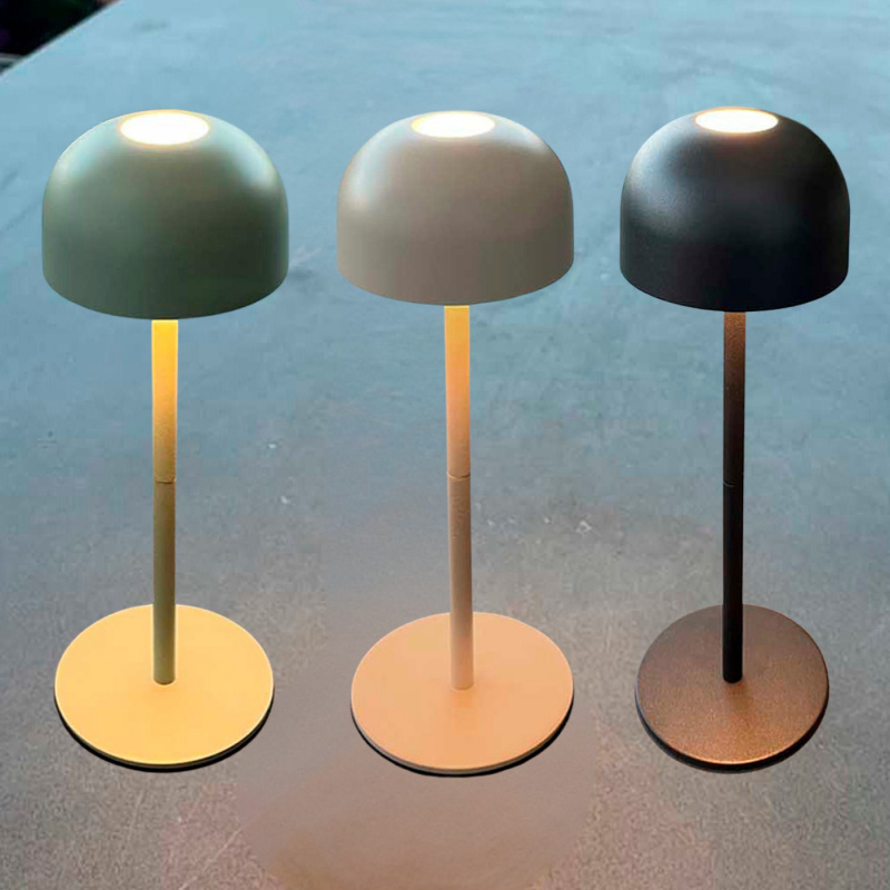 Bordslampa Shine i gruppen Hem & Inredning / Belysning & Lyktor hos Campingvaruhuset i Norden AB (82312)
