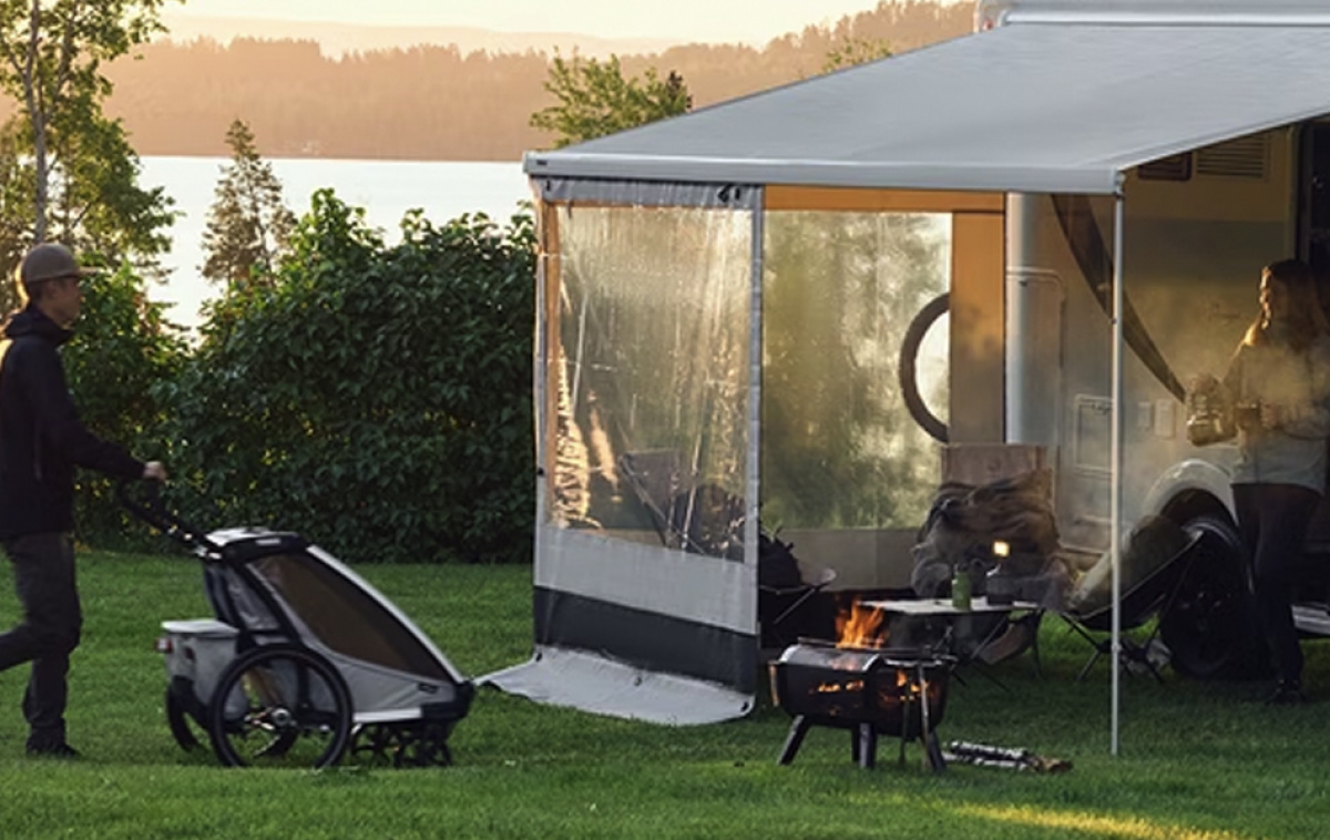 Rain Blocker G2 Front Thule Höjd 2.3 i gruppen Förtält & Markiser / Markiser / Husbilsmarkiser / Thule/Omnistor / Gavlar & Fronter hos Campingvaruhuset i Norden AB (66177)