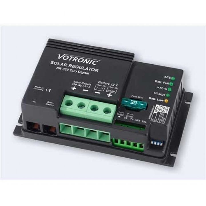 Votronic Solcellsregulator SR 330 i gruppen Husvagn & Husbil / Elektronik / Solpaneler / Solcellsregulatorer hos Campingvaruhuset i Norden AB (66461)
