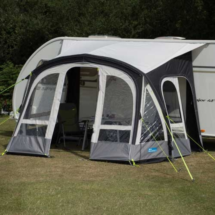 Kampa Fiesta Air Pro i gruppen Förtält & Markiser / Förtält Husvagn / Lufttält Husvagn / Dometic Lufttält Husvagn hos Campingvaruhuset i Norden AB (66913)