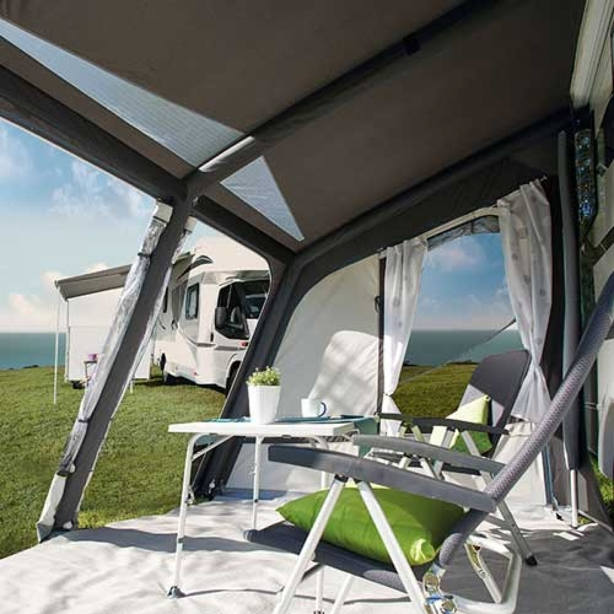 Lufttält Atmosphere 350 Inaca i gruppen Förtält & Markiser / Förtält Husbil / Lufttält Husbil / Övriga Lufttält Husbil hos Campingvaruhuset i Norden AB (66915)