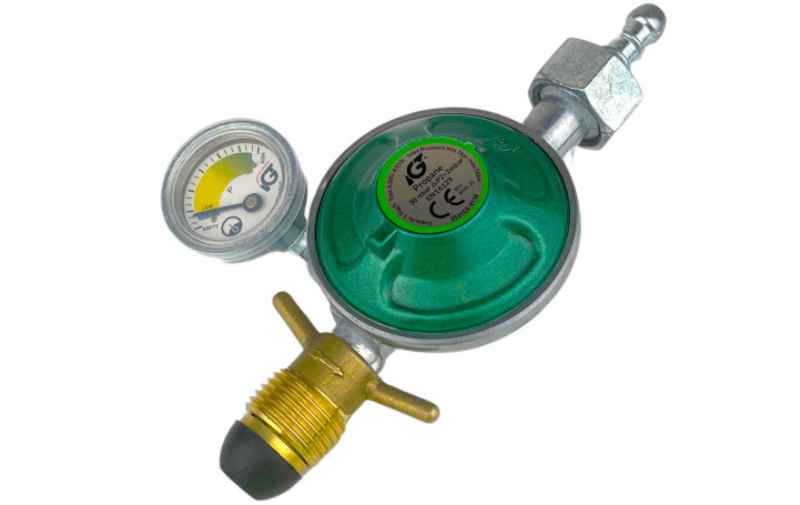 Reduceringsventil med POL- och 8mm slanganslutning manometer i gruppen Husvagn & Husbil / Gasol & Tillbehör / Reducerventiler hos Campingvaruhuset i Norden AB (67304)