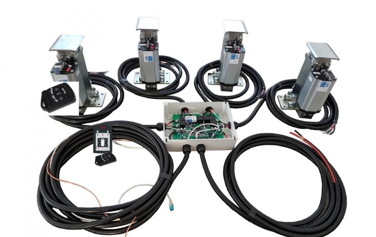 Tesa-AutoLift-System 4 Elektriska Stödben Husbil i gruppen Husvagn & Husbil / Chassi / Stödben hos Campingvaruhuset i Norden AB (67444)