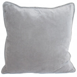 Royal Camping Kudde Sammetslen finns i olika färger