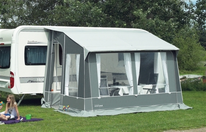 Ventura Universaltält 320 i gruppen Förtält & Markiser / Förtält Husvagn / Universaltält hos Campingvaruhuset i Norden AB (68201)