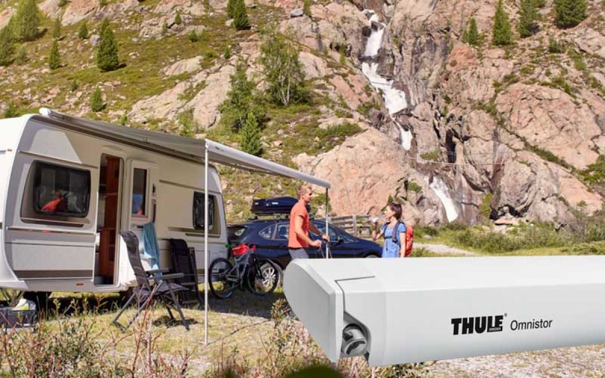 Thule Omnistor 6300 Takmonterad Vit Box i gruppen Förtält & Markiser / Markiser / Husbilsmarkiser / Thule/Omnistor / Takmonterande hos Campingvaruhuset i Norden AB (68796)