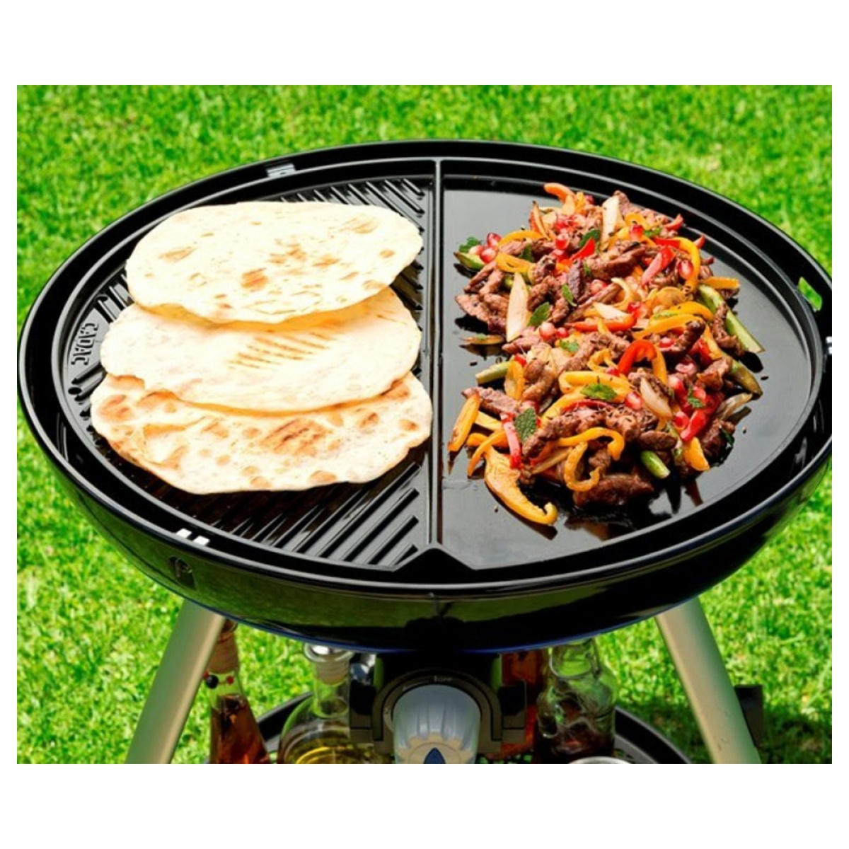 Cadac Grillplatta Räfflad/Slät Skottel Braai 45 cm i gruppen hos Campingvaruhuset i Norden AB (69161)