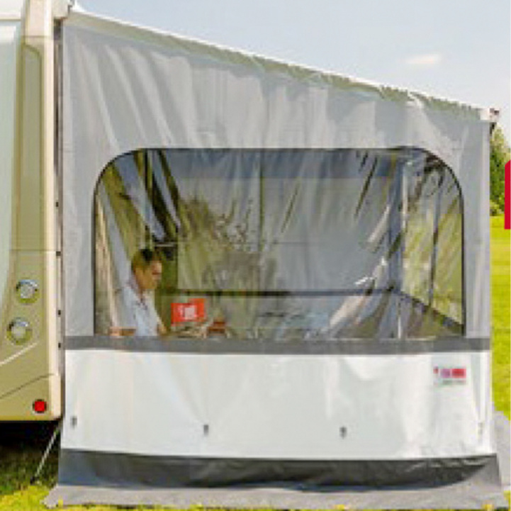 Side W Pro Shade. F45 / F65 / F70 / F80 (vänster). i gruppen Förtält & Markiser / Markiser / Husbilsmarkiser / Fiamma Boxmarkiser / Gavlar / Fronter hos Campingvaruhuset i Norden AB (73758)