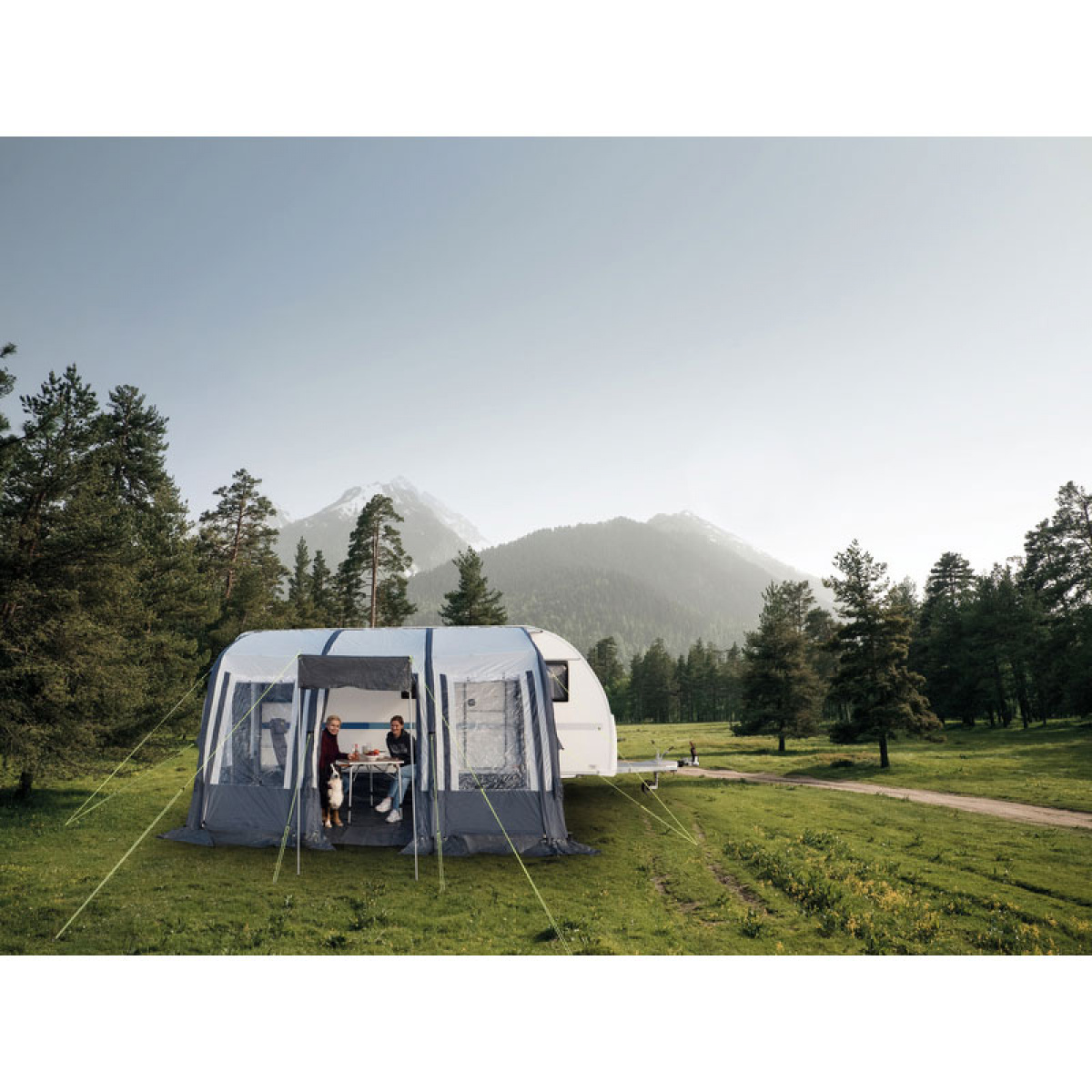 ReimoTent Rimini Air 390 II i gruppen Förtält & Markiser / Förtält Husvagn / Lufttält Husvagn / Reimo Lufttält hos Campingvaruhuset i Norden AB (75440)