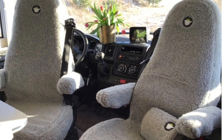 Stolsöverdrag Sven Grå 2-pack 85 + Bob i gruppen Husvagn & Husbil / Textilmattor & Överdrag / Stolöverdrag hos Campingvaruhuset i Norden AB (76708_03)