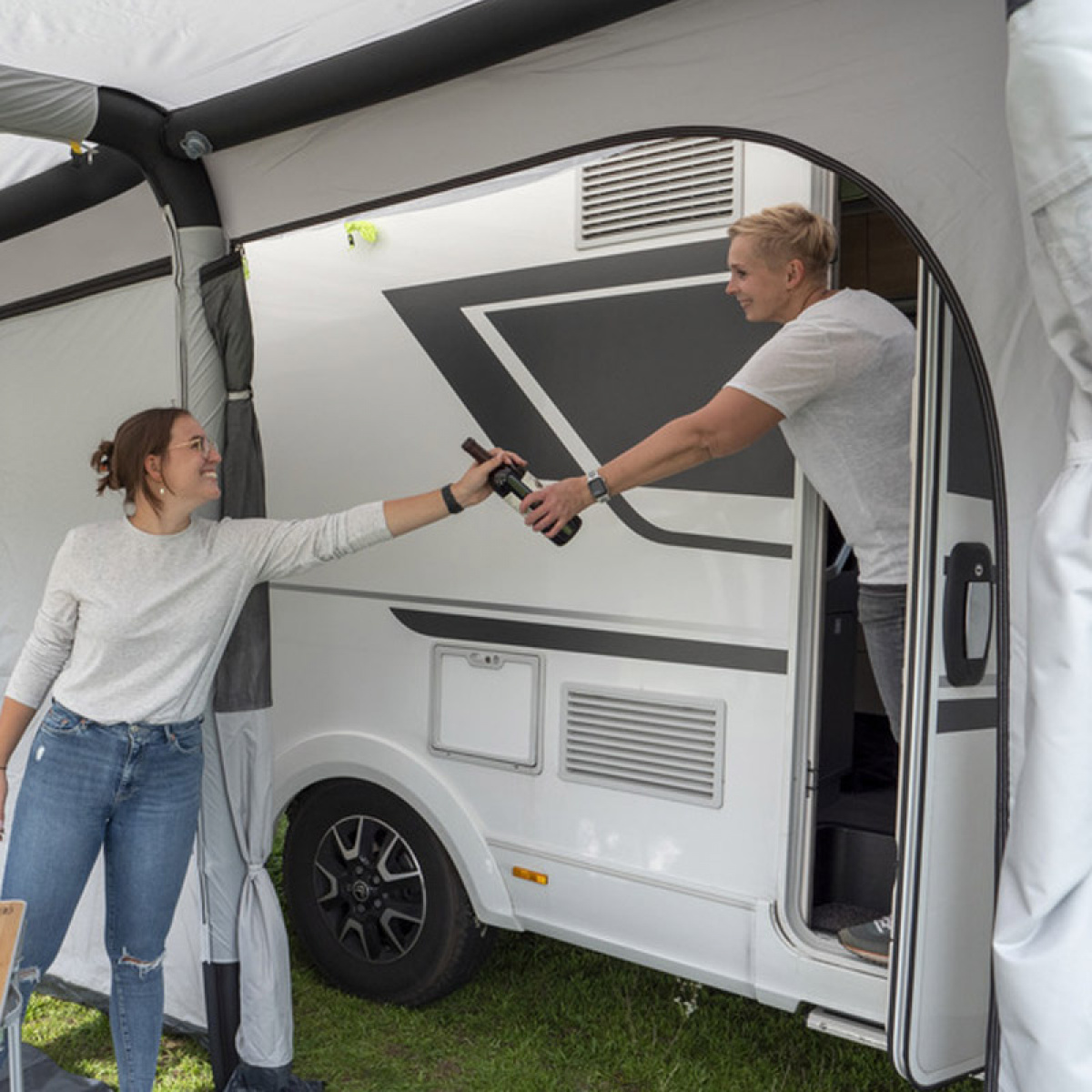 ReimoTent Tour Ponza 390 - Demo i gruppen Fyndhörnan / Demo hos Campingvaruhuset i Norden AB (78877)