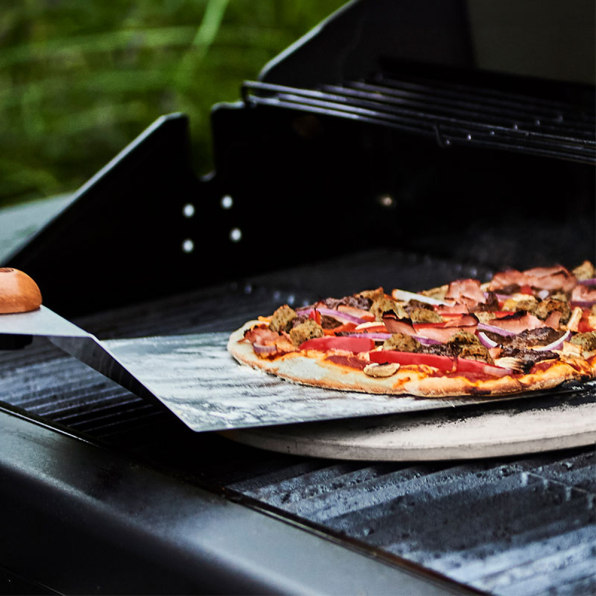 Sunwind Pizzasten Bakstehelle Ø 33 cm i gruppen Hushåll & Kök / Grillar / Grilltillbehör hos Campingvaruhuset i Norden AB (79368)