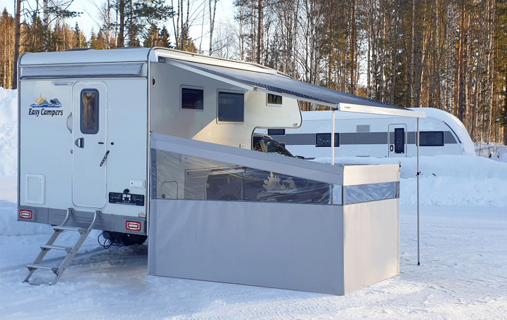 Svenska-Tält Vindskydd Comfort i gruppen Förtält & Markiser / Markiser / Husvagnsmarkiser / Tillbehör Husvagnsmarkiser hos Campingvaruhuset i Norden AB (81714)
