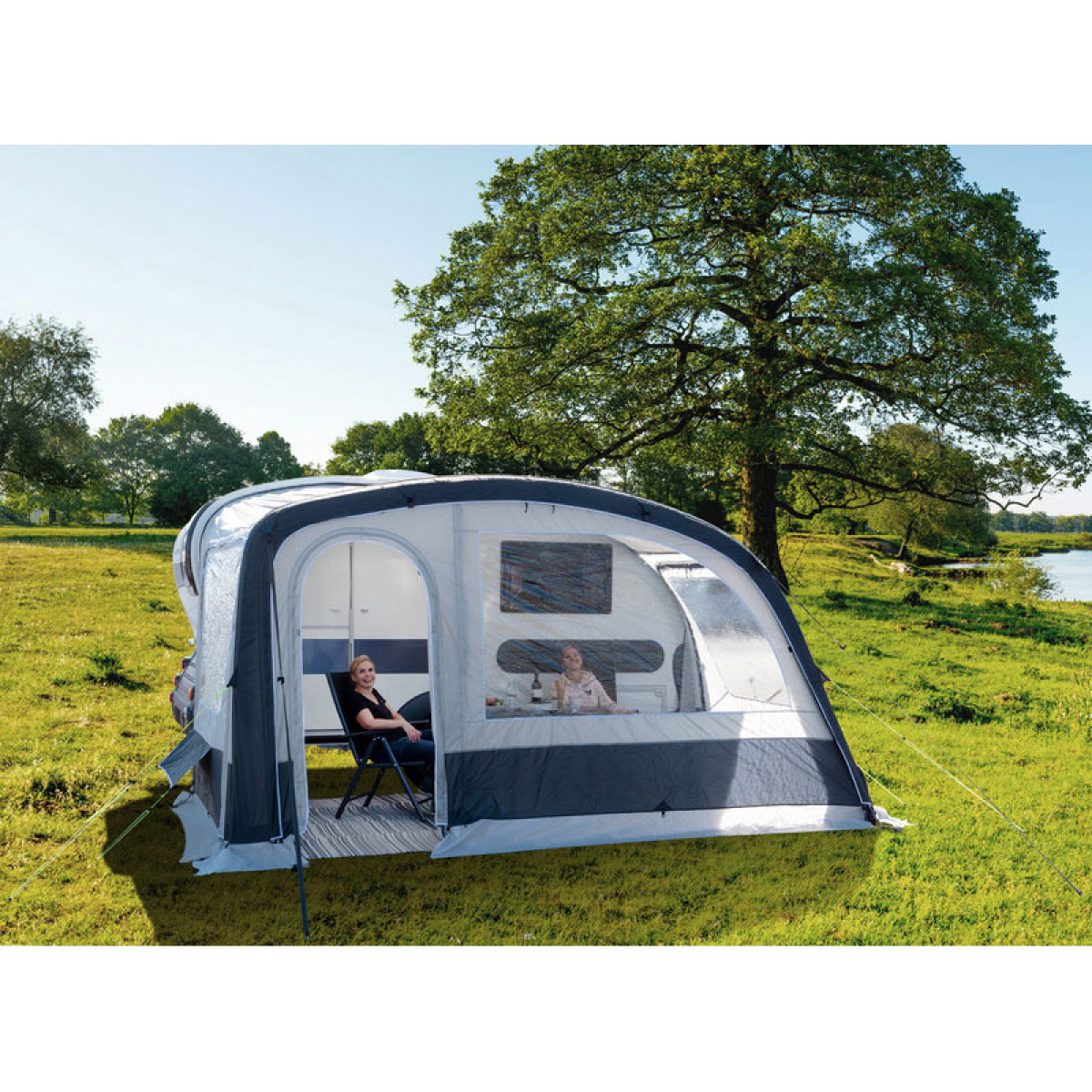 Soltak Adria Action Air 391 - Begagnad i gruppen Fyndhörnan / Begagnat hos Campingvaruhuset i Norden AB (82209)