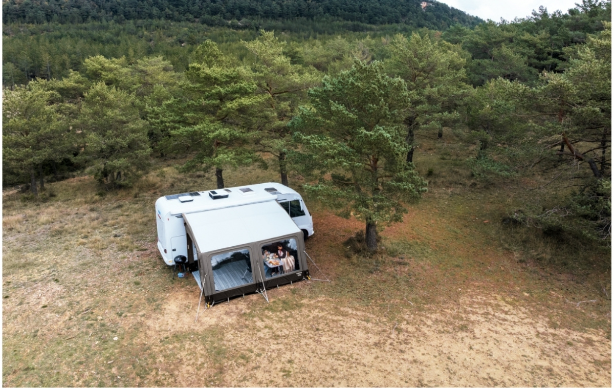 Dometic Grande Air Stay 390 S i gruppen Förtält & Markiser hos Campingvaruhuset i Norden AB (82401_01)