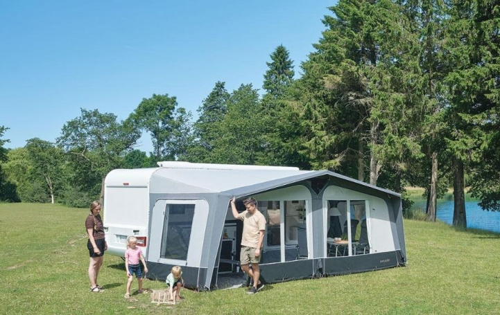 Ventura Lufttält Nova i gruppen Förtält & Markiser / Förtält Husvagn / Lufttält Husvagn / A-måttsanpassade Lufttält Husvagn hos Campingvaruhuset i Norden AB (82483)