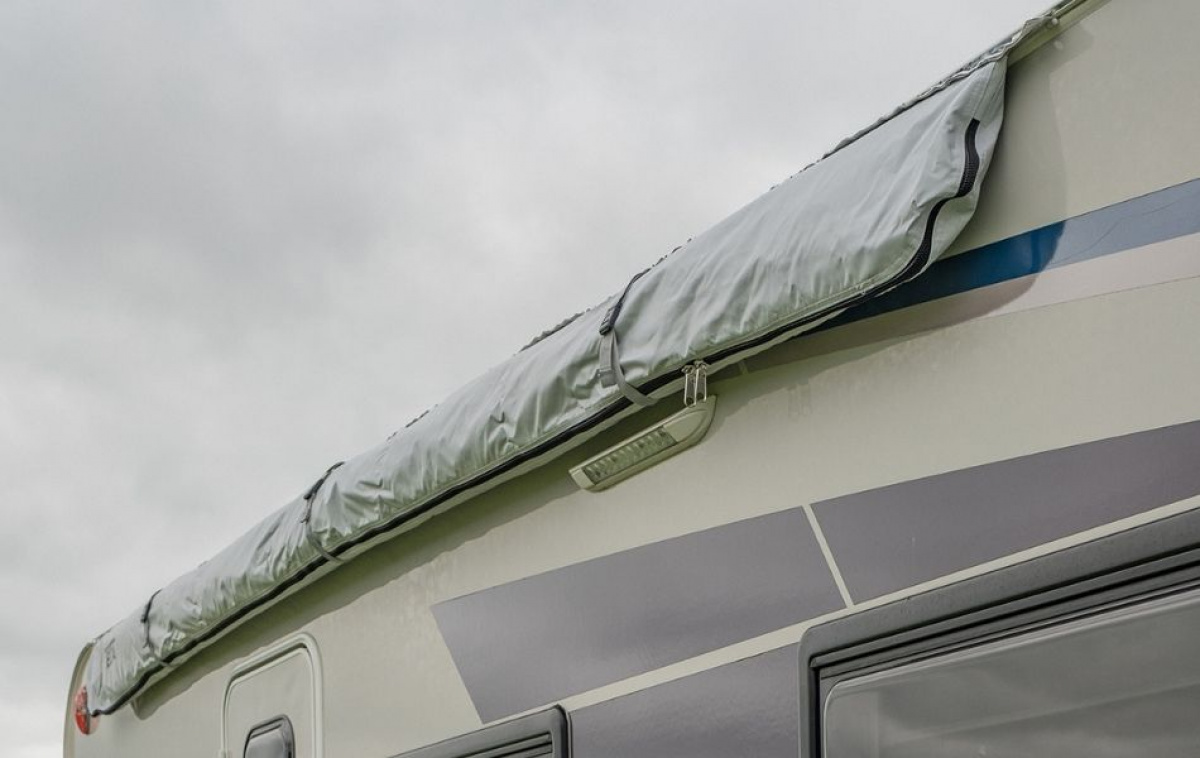 Telta Sky Link 330 i gruppen Förtält & Markiser / Markiser / Husvagnsmarkiser / Påsmarkiser hos Campingvaruhuset i Norden AB (82540)