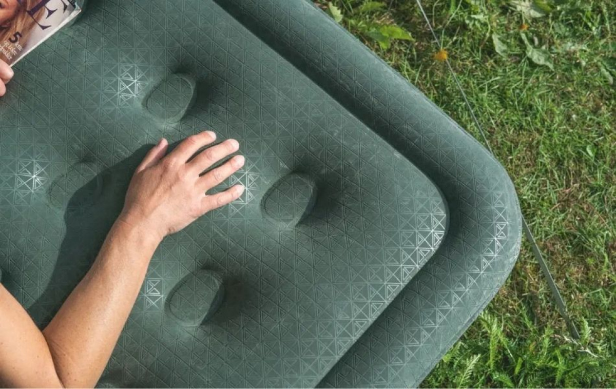 Outwell Luftmadrass Excellent King i gruppen Outdoor / Sovutrustning hos Campingvaruhuset i Norden AB (83142)