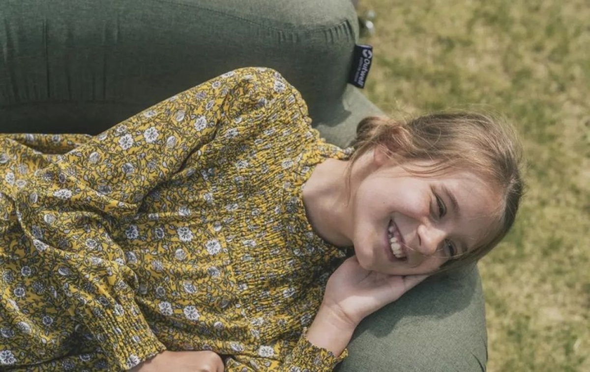 Outwell Uppblåsbart Soffset Laze i gruppen Campingmöbler / Möbler / Uppblåsbara Möbler hos Campingvaruhuset i Norden AB (83143)