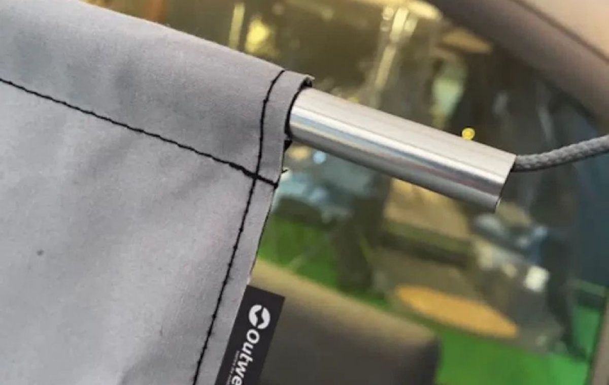 Outwell Projektorduk i gruppen Husvagn & Husbil / Elektronik / Tv, Bild & Ljud / Projektorer hos Campingvaruhuset i Norden AB (83190)