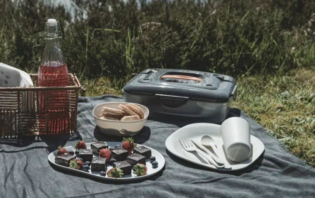 Easy Camp Picnickservis 4 personer i gruppen Outdoor / Campingkök & Matredskap hos Campingvaruhuset i Norden AB (83220)