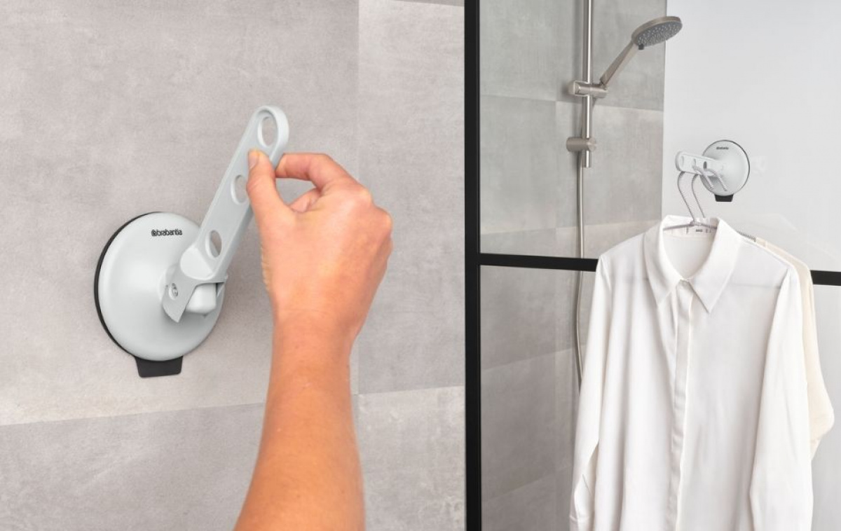 Galghängare med Sugpropp Ljusgrå i gruppen Vatten & Sanitet / Badrumsartiklar hos Campingvaruhuset i Norden AB (83585)