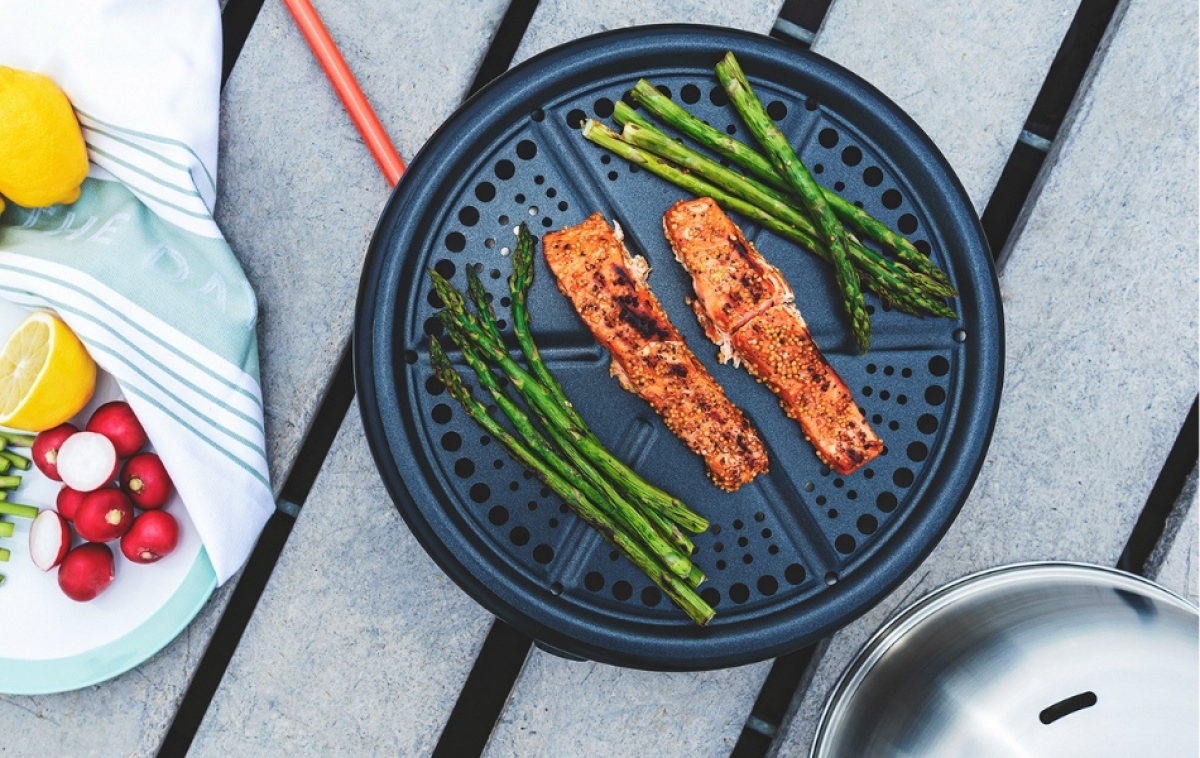 Cobb Pro Gas Startpaket i gruppen Hushåll & Kök / Grillar / Gasolgrill hos Campingvaruhuset i Norden AB (83958)