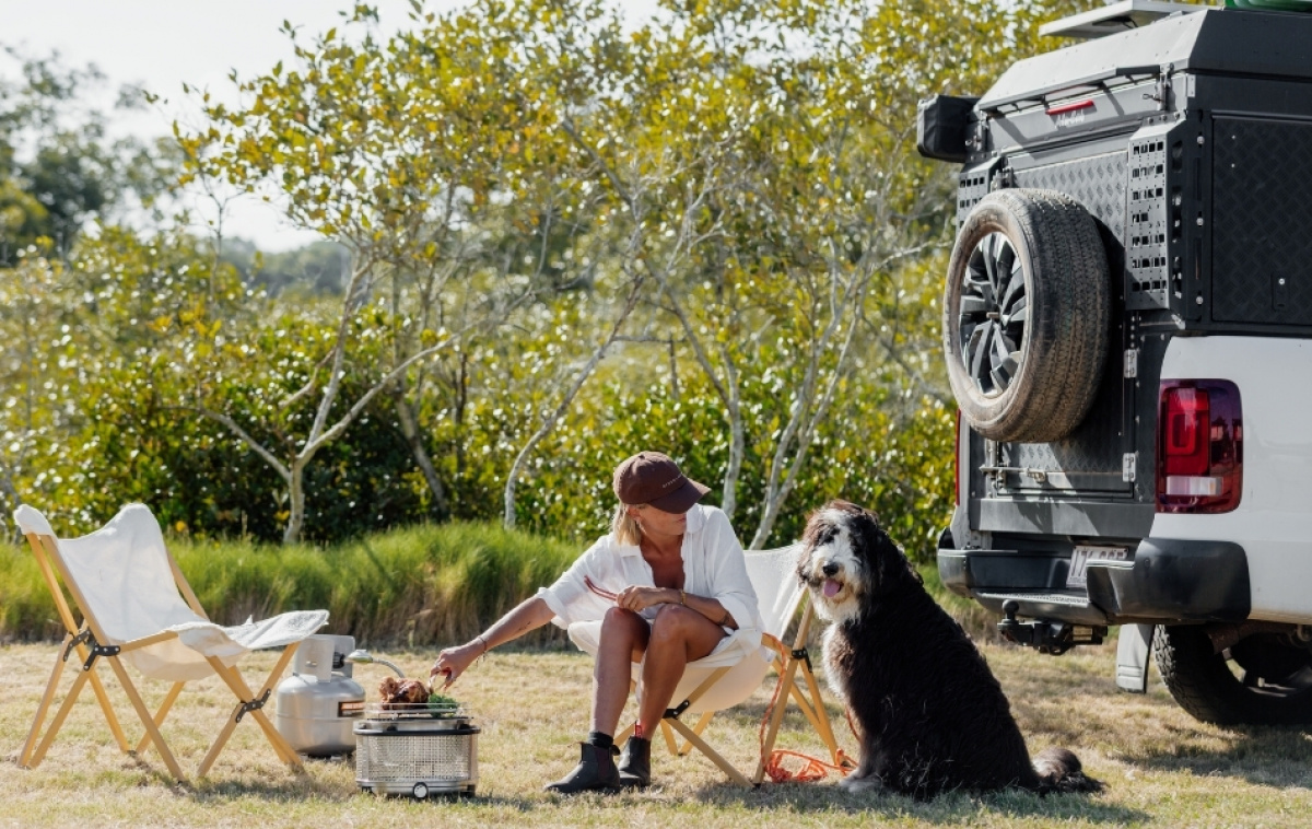 Cobb Premier+ Gas Deluxe 30mbar i gruppen Hushåll & Kök / Grillar / Gasolgrill hos Campingvaruhuset i Norden AB (83959)