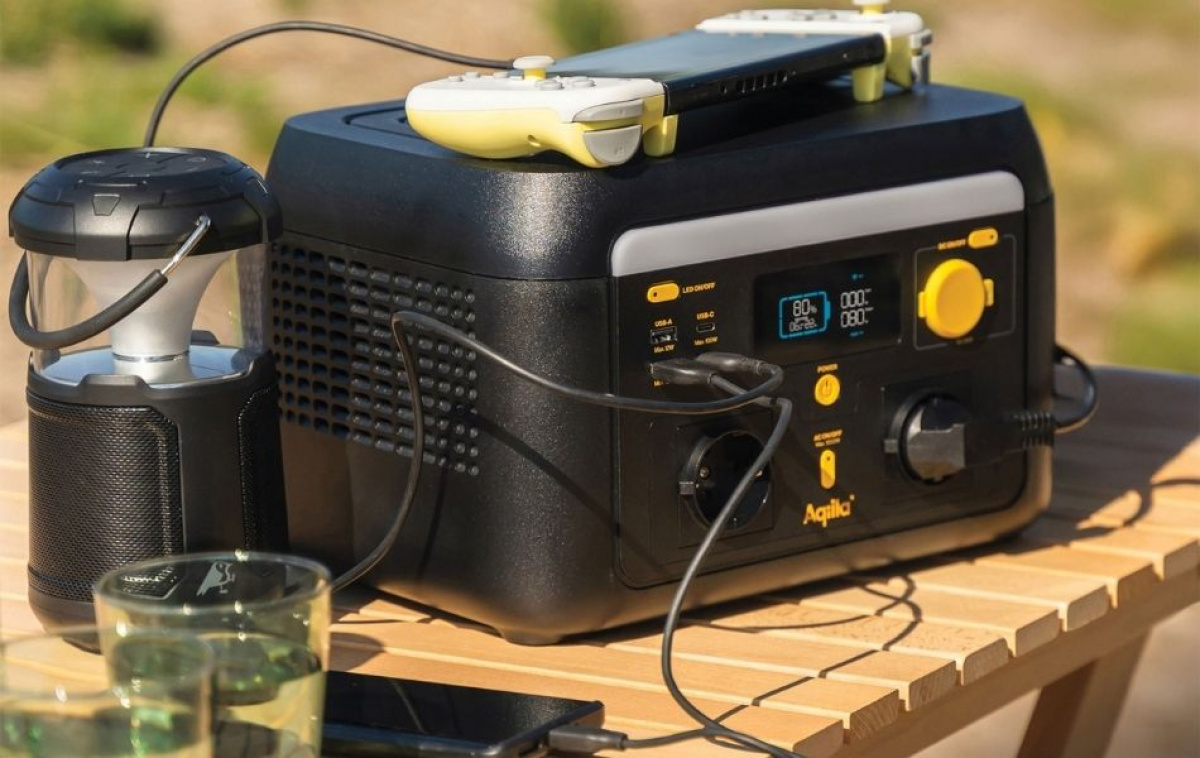 Aqiila Powerbird Powerstation S1000V2 i gruppen Husvagn & Husbil / Elektronik / Elcentraler & Elverk / Elverk hos Campingvaruhuset i Norden AB (83995)