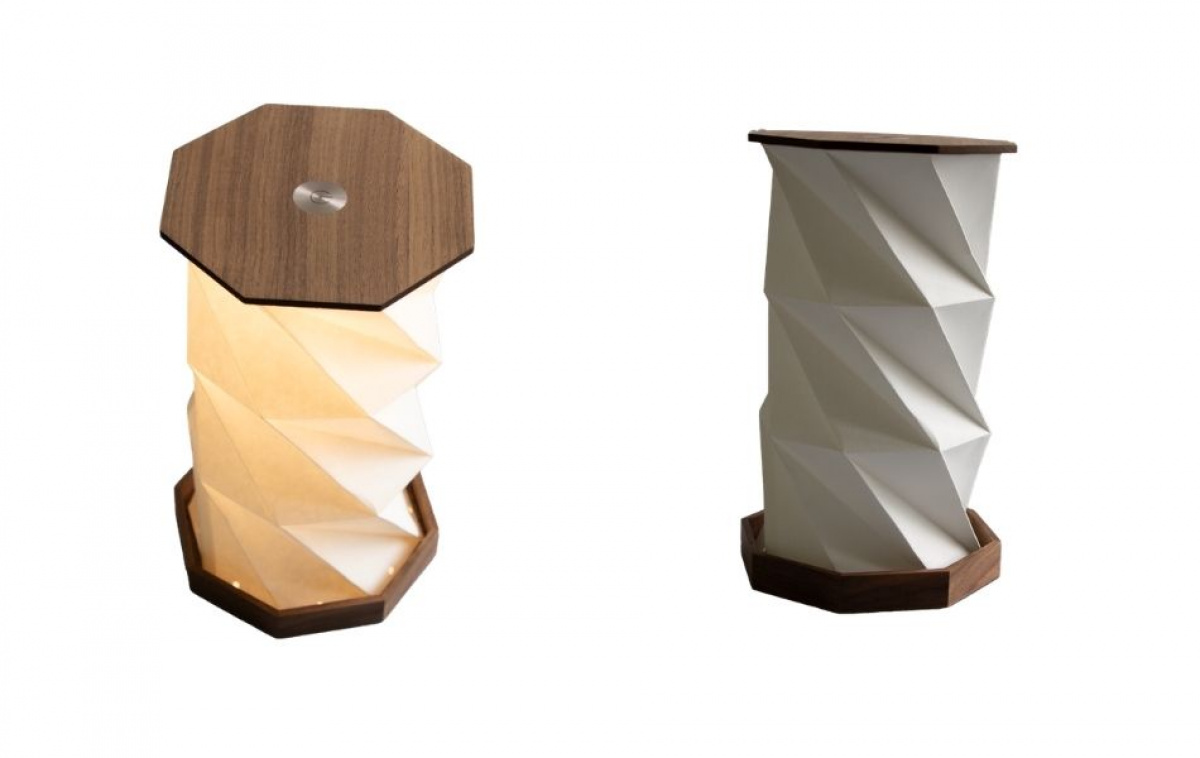 Royal Camping Bordslampa Rotating Lamp i gruppen Hem & Inredning / Belysning & Lyktor hos Campingvaruhuset i Norden AB (84074)