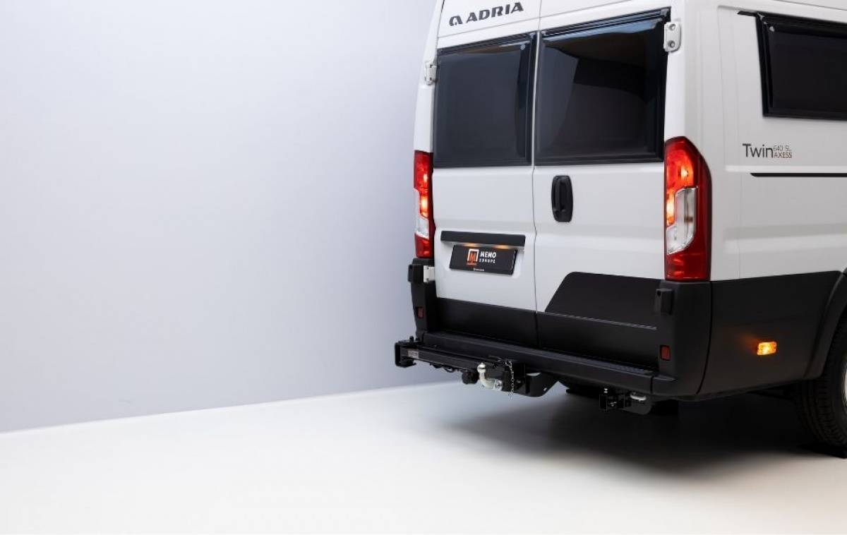 Memo Van-Swing L För Sprinter i gruppen Husvagn & Husbil / Chassi / Cykelställ / Vans hos Campingvaruhuset i Norden AB (84130)