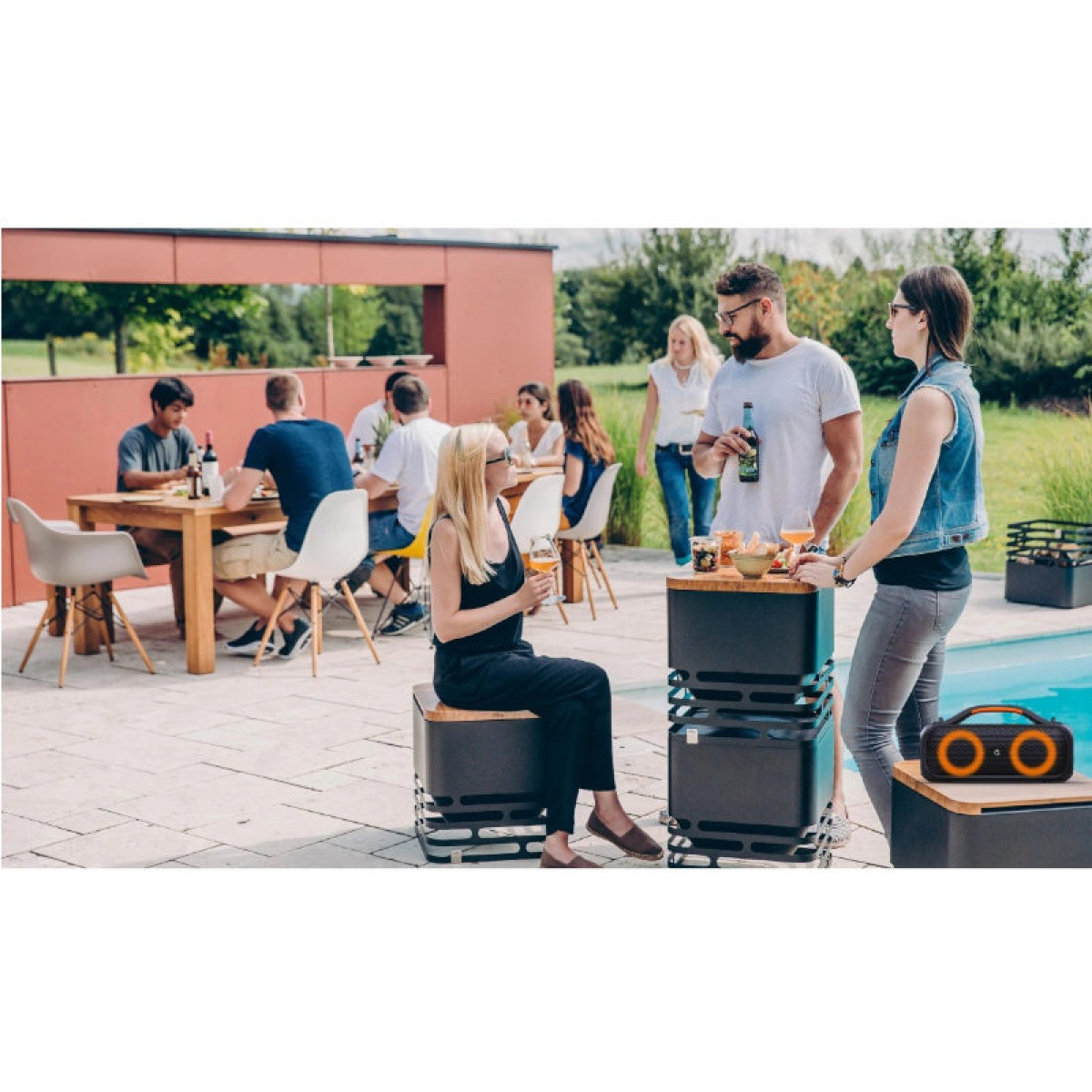 Manta SPK216 Bluetooth Högtalare i gruppen Husvagn & Husbil / Elektronik / Tv, Bild & Ljud / Högtalare hos Campingvaruhuset i Norden AB (84604)