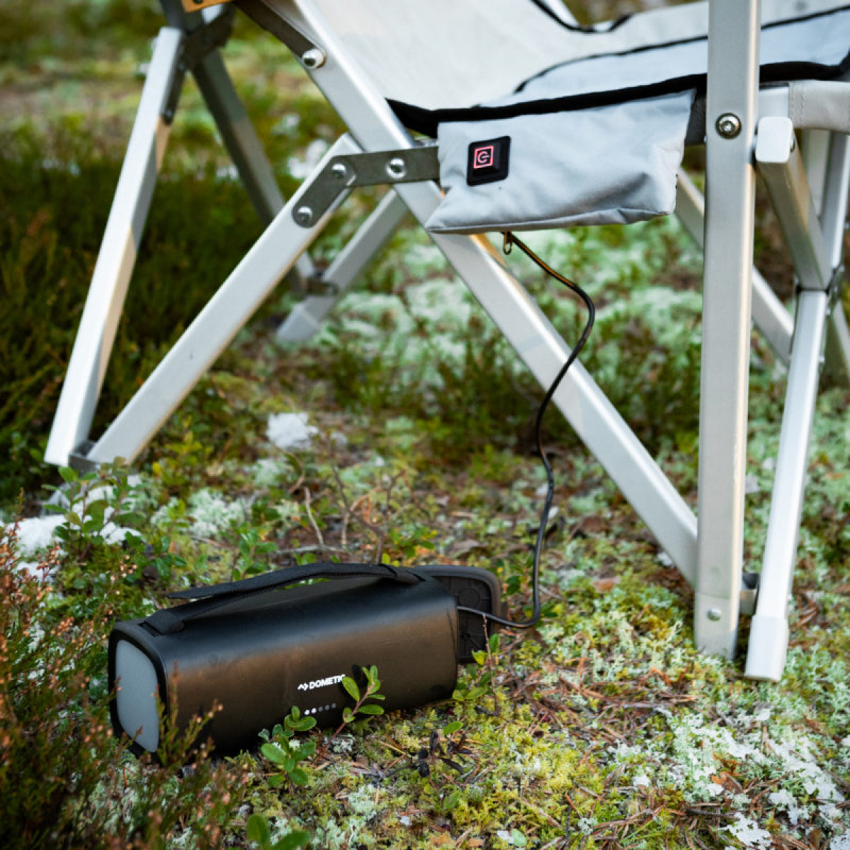 Dometic Camp Värmedyna 12v i gruppen Campingmöbler / Campingstolar / Tillbehör campingstolar hos Campingvaruhuset i Norden AB (84685)