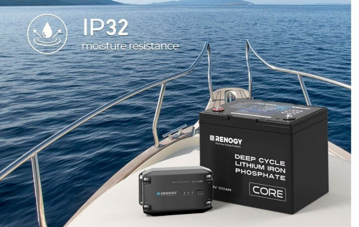 Renogy DC/DC Laddare 20A Bluetooth i gruppen Husvagn & Husbil / Elektronik / Batterier & Omvandlare / Batteriladdare hos Campingvaruhuset i Norden AB (84910)