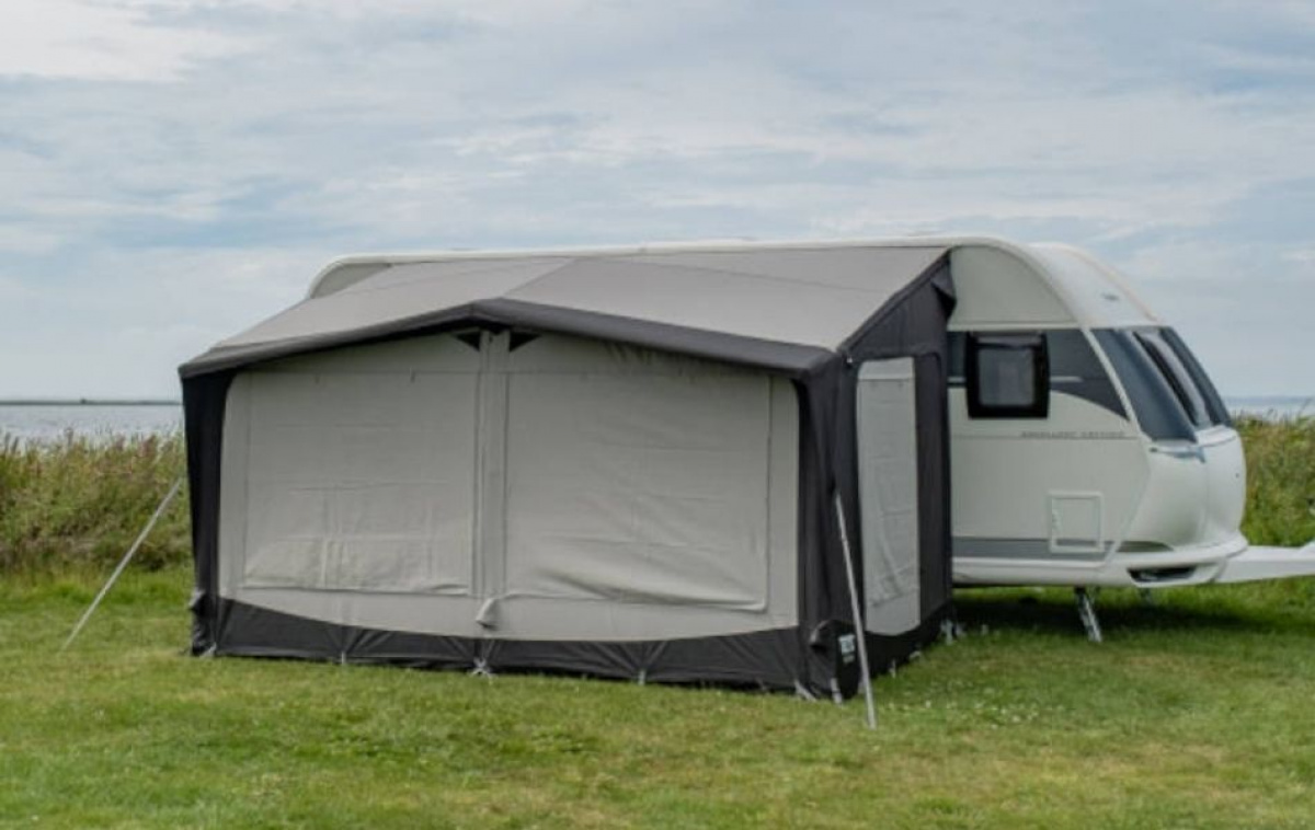 Telta Estate 390 i gruppen Förtält & Markiser hos Campingvaruhuset i Norden AB (84930)