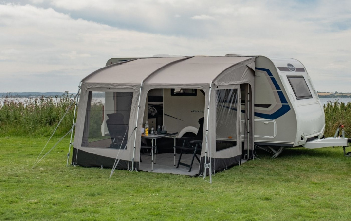 Telta Pace 330 i gruppen Förtält & Markiser hos Campingvaruhuset i Norden AB (84932)