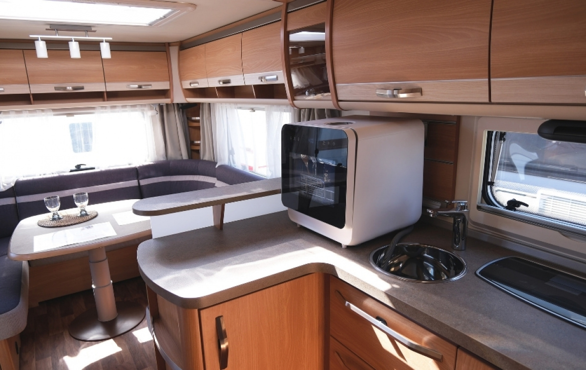 Manta Diskmaskin 230V i gruppen Hushåll & Kök / Kökstillbehör / Köksapparater hos Campingvaruhuset i Norden AB (85003)