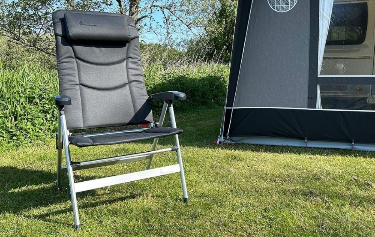 Isabella Stol Thor Mörkgrå XL i gruppen Campingmöbler / Campingstolar / Positionsstolar hos Campingvaruhuset i Norden AB (85015)